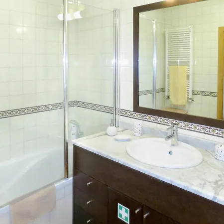 Labruja Sleeps 11 With Pool And Wifi Villa